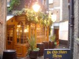 London Pubs: A scouting mission for some nice old pubs in the city of London.
